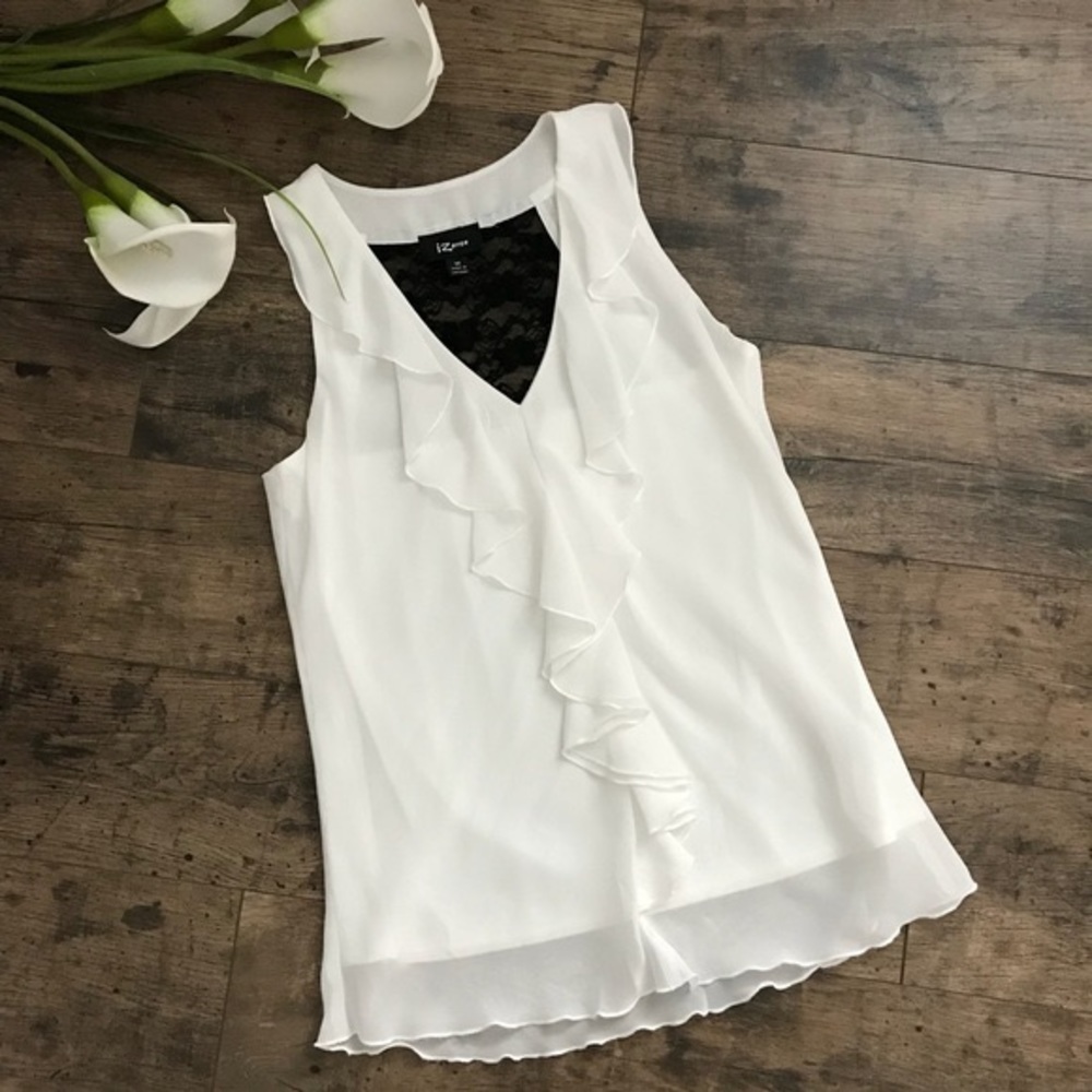 ❤️ White Ruffle Tank with Lace Back